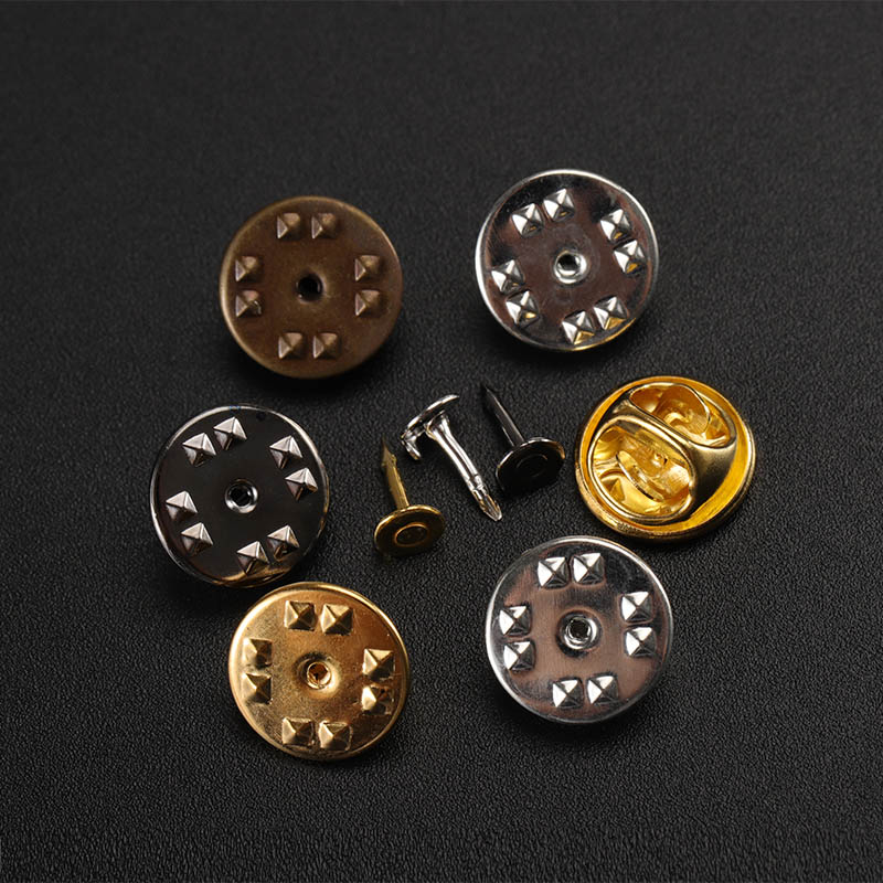 Pin Button Badge - 50セット/ロットゴールドロジウム銅ネイルタイタックラペルピンバッククラッチスキャッターバタフライクラスプスクイーズバッジホルダーDIYジュエリー
