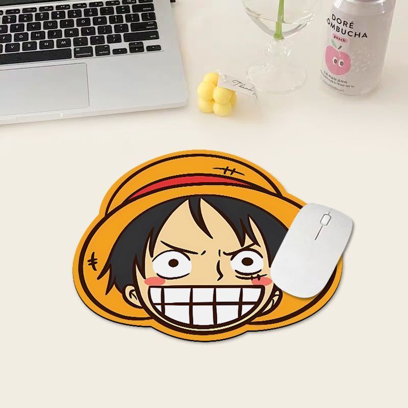 Anime One Piece Merchandise - ワンピース ルフィ マウスパッド、小型コンピューターデスクマット、オフィスエイリアン滑り止めラウンドキーボードパッド、かわいい漫画、友人へのギフト