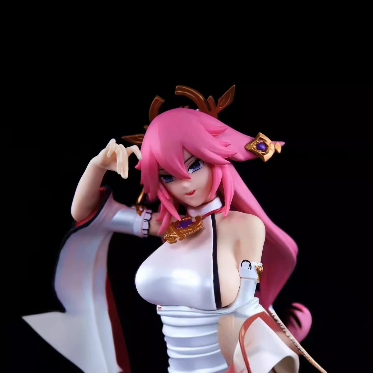 原神インパクトゲームグッズ八重巫女ピンクフォックスしゃがむポ - Anime Merchandise China のレビューと価格